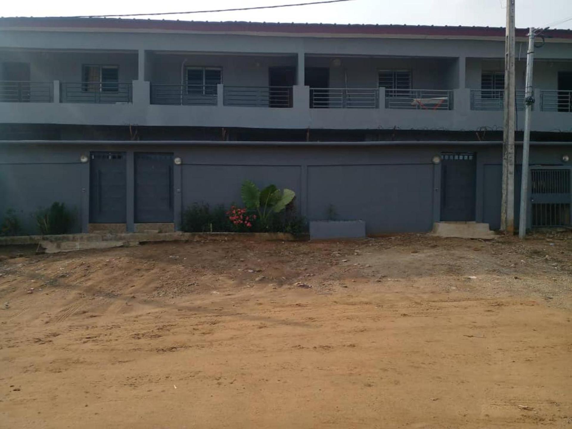 Villa Lovely 1-Bed Duplex House Abidjan Exterior foto